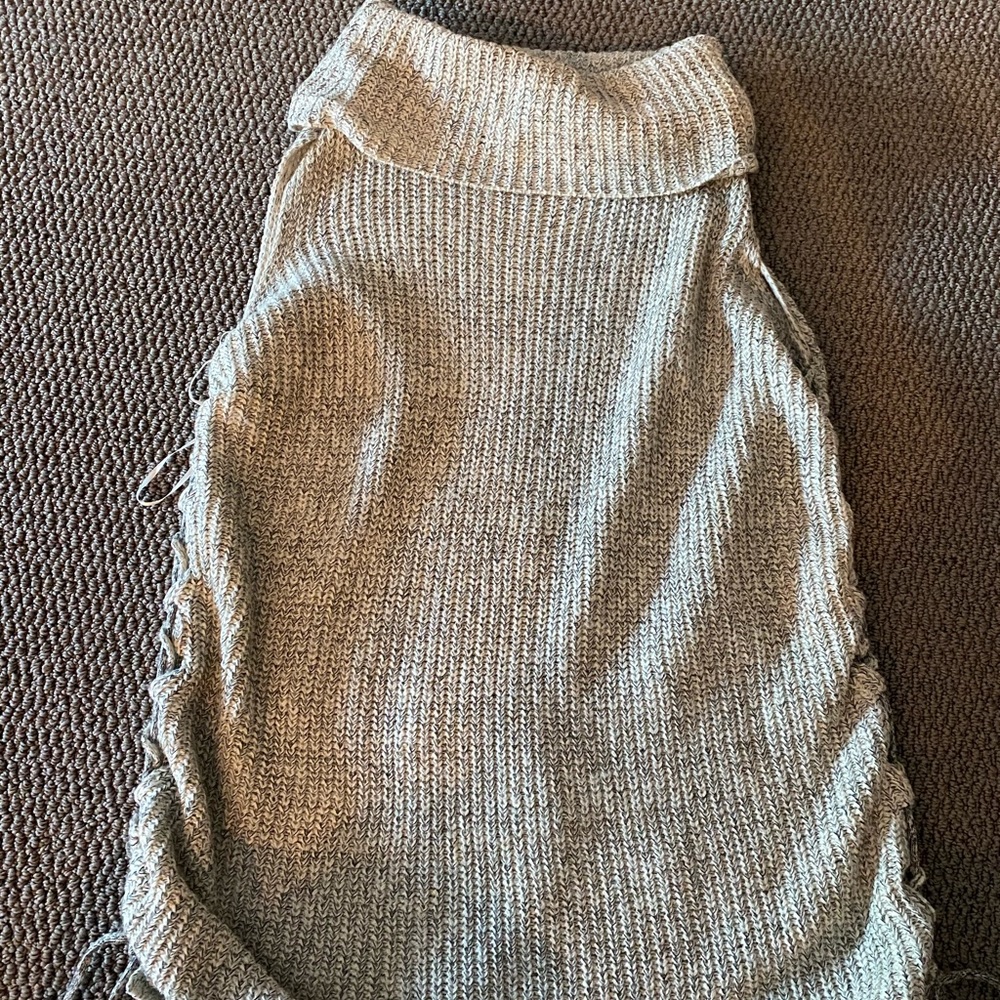 Knit turtle neck sweater